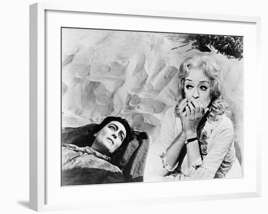 What Ever Happened to Baby Jane?, 1962-null-Framed Photographic Print