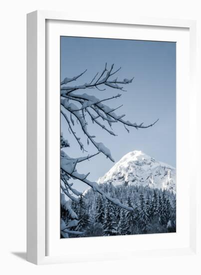 White Peak-Craig Howarth-Framed Photographic Print