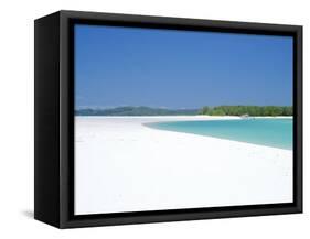 Whitehaven Beach on the East Coast, Whitsunday Island, Queensland, Australia-Robert Francis-Framed Stretched Canvas