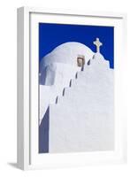 Whitewashed Panagia Paraportiani, Mykonos most famous church, under a blue sky, Mykonos Town (Chora-Eleanor Scriven-Framed Photographic Print