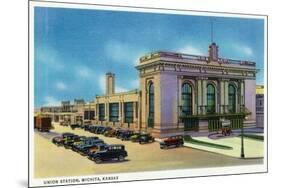 Wichita, Kansas - Exterior View of Union Station-Lantern Press-Mounted Art Print
