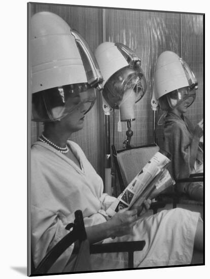 Wig Posing under Drier-Nina Leen-Mounted Photographic Print