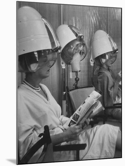 Wig Posing under Drier-Nina Leen-Mounted Photographic Print