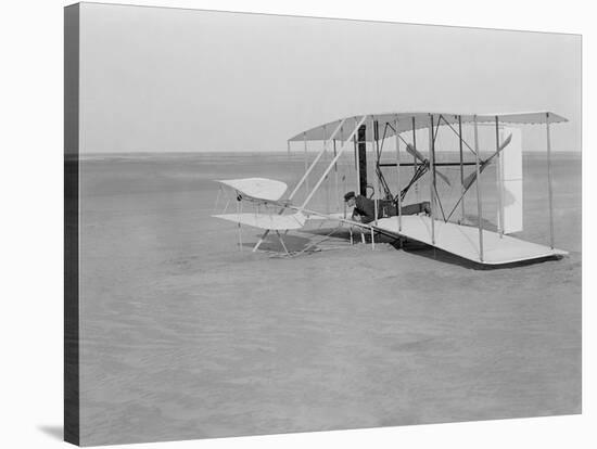 Wilbur Wright Crash Landing in Wright Flyer, 1903-Science Source-Stretched Canvas