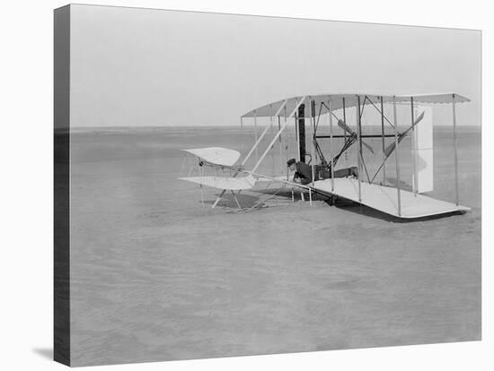 Wilbur Wright Crash Landing in Wright Flyer, 1903-Science Source-Stretched Canvas