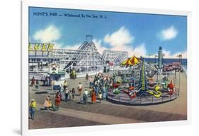 Wildwood, New Jersey - Wildwood-By-The-Sea Hunt's Pier-Lantern Press-Framed Art Print