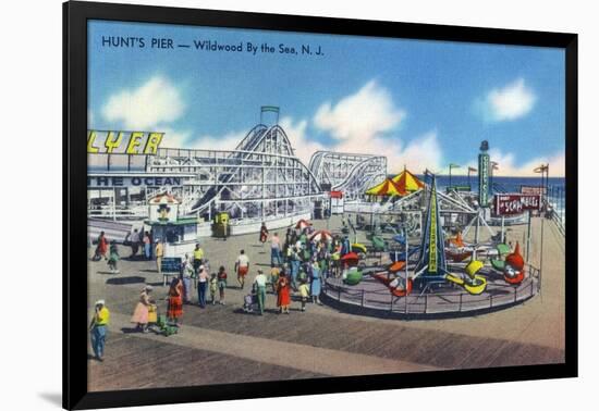 Wildwood, New Jersey - Wildwood-By-The-Sea Hunt's Pier-Lantern Press-Framed Art Print