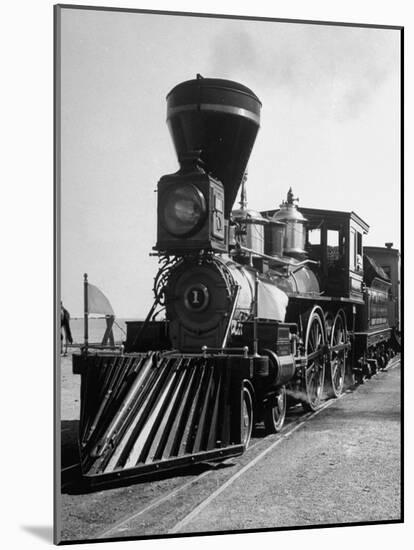 "William Crooks" of Great Northern's St. Paul and Pacific Railroad at the Chicago Railroad Fair-null-Mounted Photographic Print