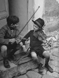Gypsy Children Playing Violin in Street-William Vandivert-Photographic Print