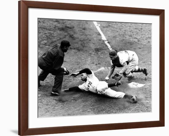 Willie Mays (1931- )-null-Framed Giclee Print