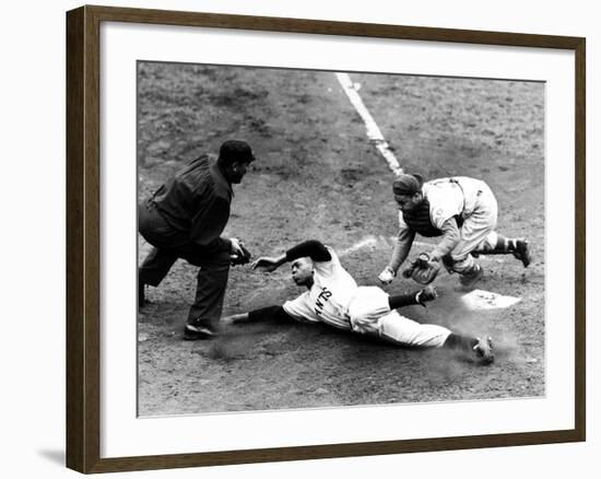 Willie Mays (1931- )-null-Framed Giclee Print