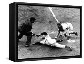 Willie Mays (1931- )-null-Framed Stretched Canvas