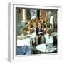 Willy Wonka And The Chocolate Factory, Gene Wilder, Oompa-Loompas, 1971-null-Framed Photo