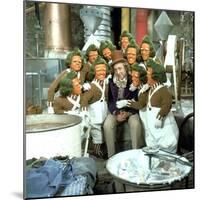 Willy Wonka And The Chocolate Factory, Gene Wilder, Oompa-Loompas, 1971-null-Mounted Photo