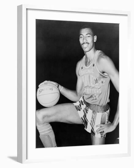 Wilt Chamberlain in Harlem Globetrotters Uniform, 1959-null-Framed Photo