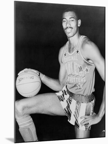 Wilt Chamberlain in Harlem Globetrotters Uniform, 1959-null-Mounted Photo