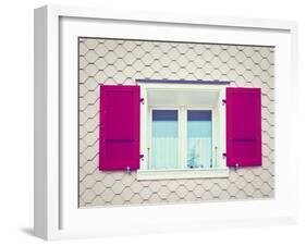 Window-gkuna-Framed Photographic Print