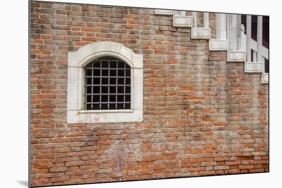 Windows & Doors of Venice IX-Laura DeNardo-Mounted Photographic Print