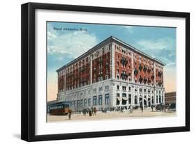 Winnipeg, Manitoba - Royal Alexandria Hotel Exterior-Lantern Press-Framed Art Print