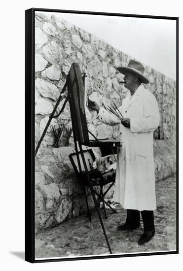 Winston Churchill Painting in Miami, 1946-null-Framed Stretched Canvas