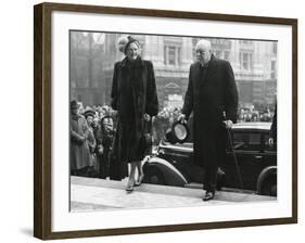 Winston Churchill, with His Wife Clementine Enter St. Paul's Cathedral-null-Framed Photo