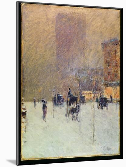 Winter Afternoon in New York, 1900-Childe Hassam-Mounted Giclee Print