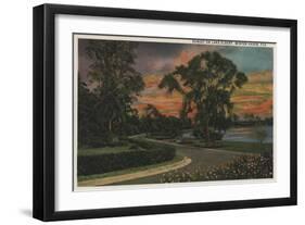 Winter Haven, Florida - Sunset View of Lake Elbert-Lantern Press-Framed Art Print