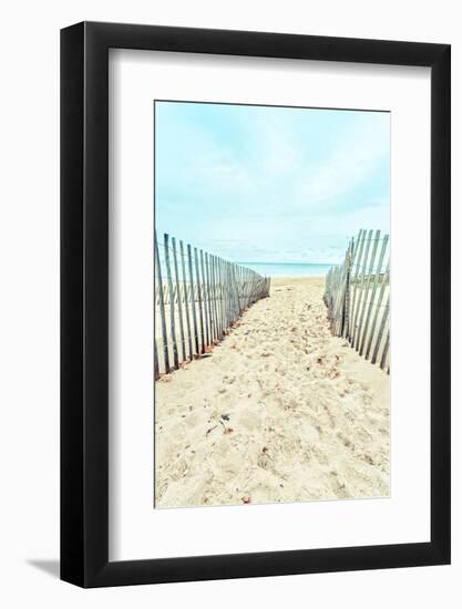 Within Reach-Edward M. Fielding-Framed Photographic Print