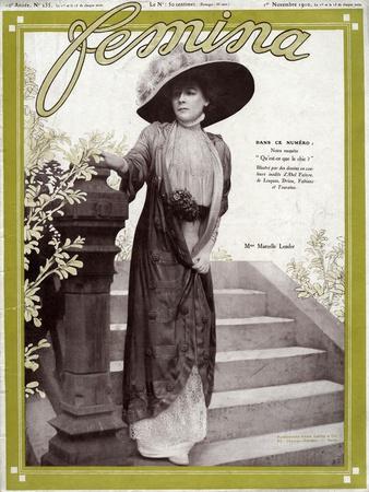 https://imgc.allpostersimages.com/img/posters/woman-in-1910_u-L-Q1074DC0.jpg?artPerspective=n