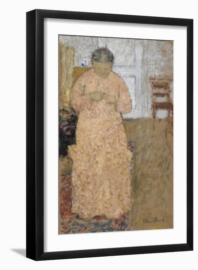 Woman in Pink Dress, Um 1900-1904-Édouard Vuillard-Framed Giclee Print