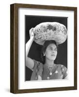 Woman in Tehuantepec, Mexico, 1929-Tina Modotti-Framed Giclee Print