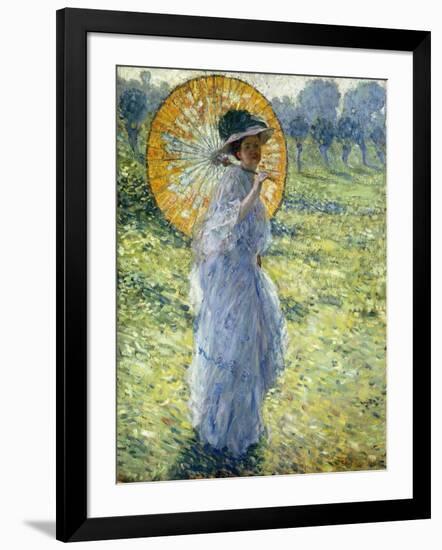 Woman with a Parasol, c.1906-Frederick Carl Frieseke-Framed Giclee Print