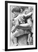 Woman with Child, Tehuantepec, Mexico, 1929-Tina Modotti-Framed Giclee Print