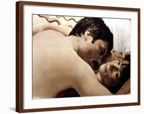 Women In Love, Oliver Reed, Glenda Jackson, 1969-null-Framed Photo