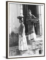 Women in Tehuantepec, Mexico, 1929-Tina Modotti-Framed Premium Giclee Print