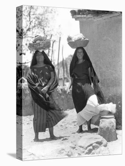 Women in Tehuantepec, Mexico, 1929-Tina Modotti-Stretched Canvas