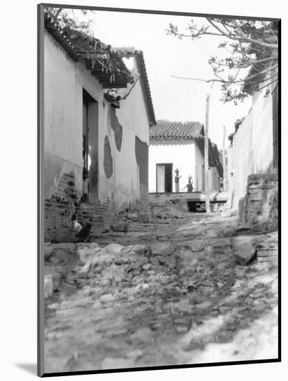 Women in Tehuantepec, Mexico, 1929-Tina Modotti-Mounted Photographic Print