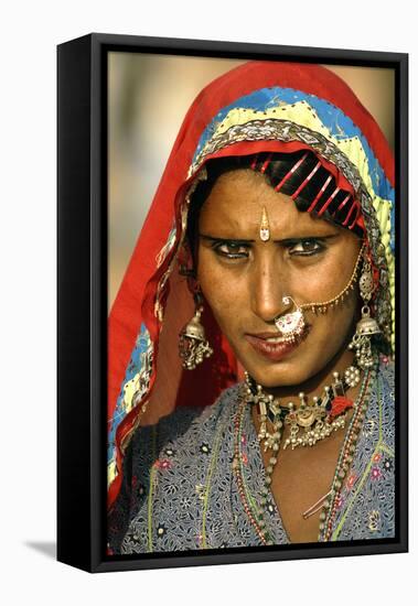 Women of Semi-Nomadic Groups, Rajasthan, Pushkar, India-David Noyes-Framed Stretched Canvas
