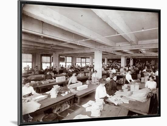 Women Packaging Patterns at McCall's Magazine, New York, 1913-Byron Company-Mounted Giclee Print