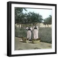 Women Selling Wooden Sculptures, Brienz (Switzerland), Circa 1865-Leon, Levy et Fils-Framed Photographic Print