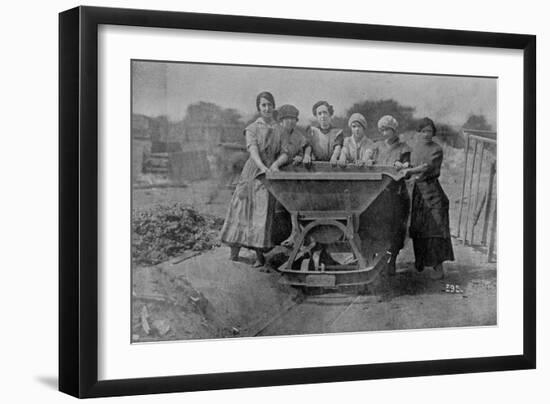 Women Transporting Refuse. War Office Photography, 1916 (B/W Photo)-English Photographer-Framed Giclee Print