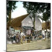 Wonokromo (Island of Java, Indonesia), the Market, around 1900-Leon, Levy et Fils-Mounted Photographic Print