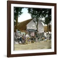 Wonokromo (Island of Java, Indonesia), the Market, around 1900-Leon, Levy et Fils-Framed Photographic Print