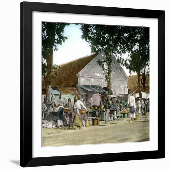 Wonokromo (Island of Java, Indonesia), the Market, around 1900-Leon, Levy et Fils-Framed Photographic Print