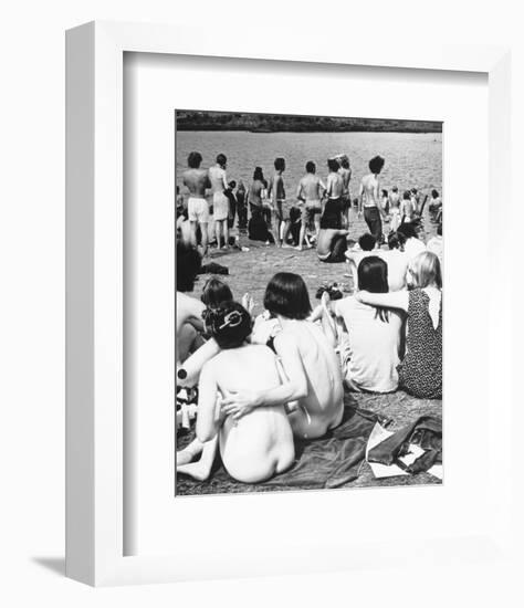 Woodstock (1970)-null-Framed Photo