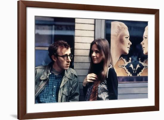 Woody Allen and Diane Keaton ANNIE HALL, 1977 directed by Woody Allen (photo)-null-Framed Photo