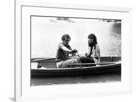 Woody Allen and Diane Keaton MANHATTAN, 1979 directed by Woody Allen (b/w photo)-null-Framed Photo