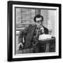 Woody Allen THE FRONT, 1976 directed by MARTIN RITT (b/w photo)-null-Framed Photo