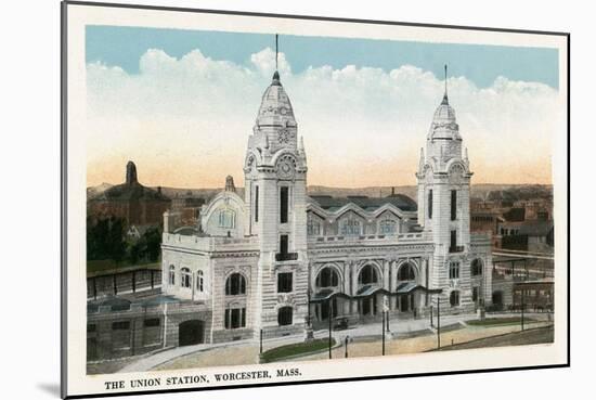 Worcester, Massachusetts - Exterior View of Union Station-Lantern Press-Mounted Art Print