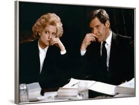 Working Girl by MikeNichols with Harrison Ford and Melanie Griffith, 1988 (photo)-null-Framed Photo